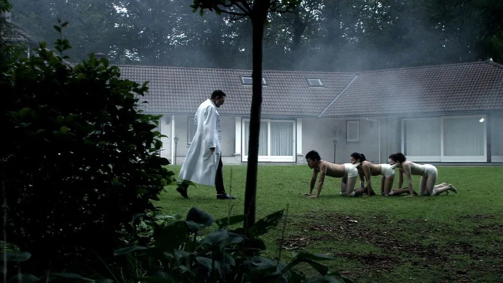 Tom Six
