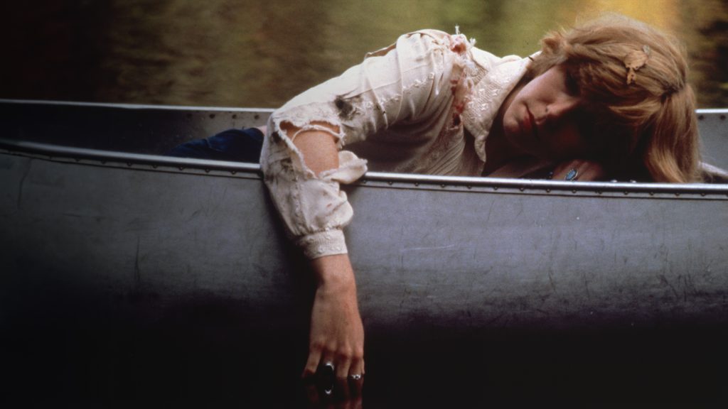 Adrienne King y Betsy Palmer